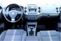Volkswagen Tiguan - 1.4 TSI R-LINE PANO NAVI PDC CRUISE STOELVERW. '10 - 1 - Thumbnail