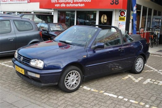 Volkswagen Golf Cabriolet - 1.8 - 1