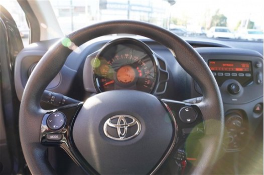 Toyota Aygo - 1.0 VVT-i 72pk 5D x-fun - 1
