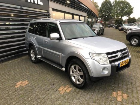 Mitsubishi Pajero - 3.2 DI-D AUT SWVAN CLIMA CRUISE NAVI - 6 MND GARANTIE - €9.240 EXCL Auto in goed - 1