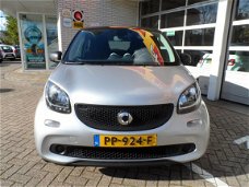 Smart Forfour - 1.0 Pure Airco/Lichtmetalen velgen / Nieuwe all season banden