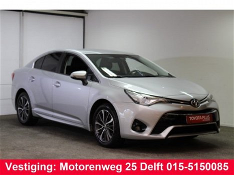 Toyota Avensis - 1.8 VVT-i Executive Automaat.Leder.Camera.Navigatie - 1