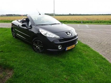 Peugeot 207 CC - 1.6 VTi Zwart/Airco/met boekjes en NAP - 1