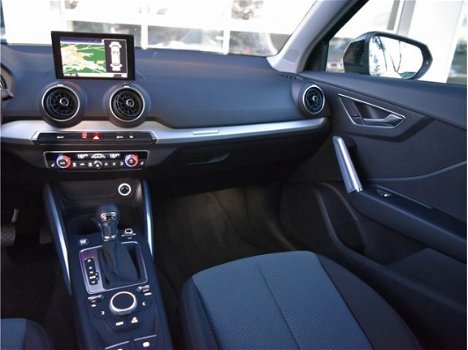 Audi Q2 - 35 TFSI CoD Design 150pk Navigatie LED 18-Inch Keyless Lane-Assist MF-Stuurwiel Stoelverw - 1