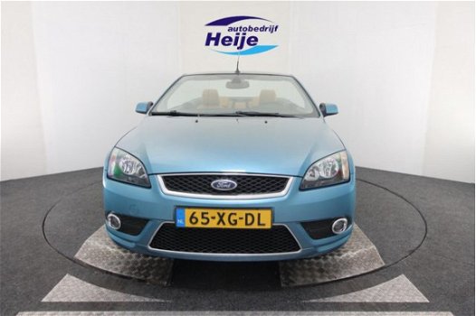 Ford Focus Coupé-Cabriolet - 2.0-16V Titanium | Lederen Bekleding | Stoelverwarming | Parkeersensore - 1