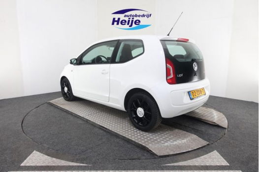 Volkswagen Up! - 1.0 move up BlueMotion | Navigatie | Airco - 1