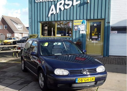 Volkswagen Golf - 1.9 TDI - 1