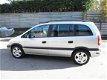 Opel Zafira - 2.2-16V Elegance , Automaat Airco, 7 persoons, Cruise controle - 1 - Thumbnail