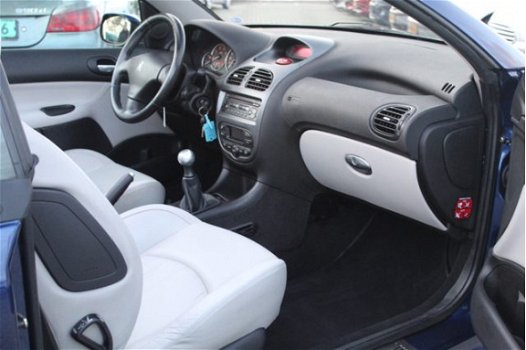 Peugeot 206 CC - 2.0-16V | UNIEKE KLEUREN COMBINATIE | LEER | CLIMA - 1