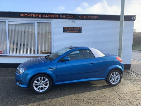 Opel Tigra TwinTop - 1.4-16V Cosmo Automaat 130.000 km NED AUTO - 1