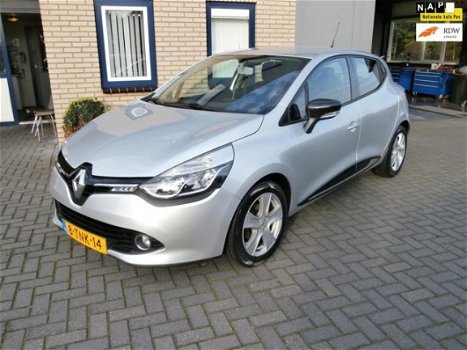 Renault Clio - 0.9 TCe Expression Navigatie- cruise-airco- NAP- nederlandse auto -nette auto €8450. - 1