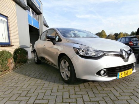 Renault Clio - 0.9 TCe Expression Navigatie- cruise-airco- NAP- nederlandse auto -nette auto €8450. - 1