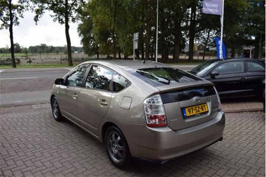 Toyota Prius - 1.5 VVT-i Tech Edition HYBRIDE/AUTOMAAT/AIRCO/CRUISE/APK 9-2020 - 1