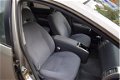 Toyota Prius - 1.5 VVT-i Tech Edition HYBRIDE/AUTOMAAT/AIRCO/CRUISE/APK 9-2020 - 1 - Thumbnail