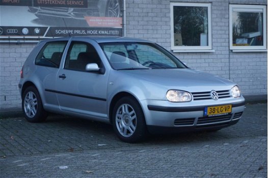 Volkswagen Golf - 1.6 Sportline NETTE AUTO, AUTOM, NAP, AIRCO - 1