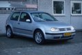 Volkswagen Golf - 1.6 Sportline NETTE AUTO, AUTOM, NAP, AIRCO - 1 - Thumbnail