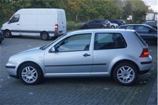 Volkswagen Golf - 1.6 Sportline NETTE AUTO, AUTOM, NAP, AIRCO