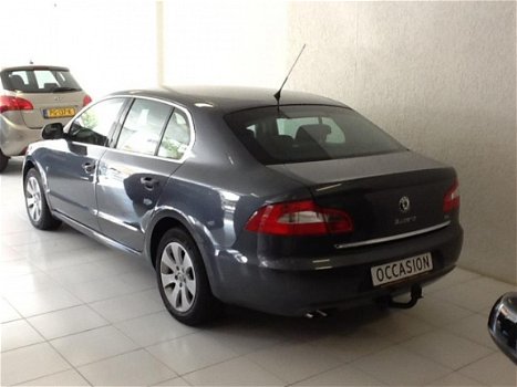 Skoda Superb - 1.4 TSI Ambition Nieuw model - 1