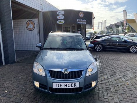 Skoda Fabia Combi - 1.6-16V Elegance Automaat 1e Eig. Zeer Netjes - 1