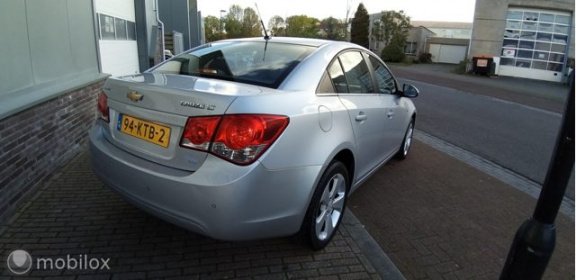 Chevrolet Cruze - 1.8 LT AUTOMAAT, Airco/clima, lmv, pdc, etc - 1