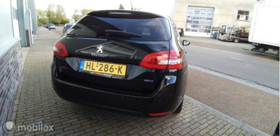 Peugeot 308 - 1.6 BlueHDi Blue Lease Executive, Panodak, pdc, 1e eigenaar - 1