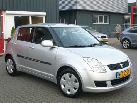 Suzuki Swift - 1.3 Comfort , 5 Deurs, Airco - 1