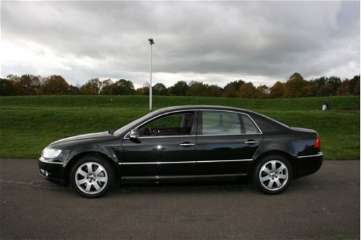 Volkswagen Phaeton - 4.2 V8 4p - 1