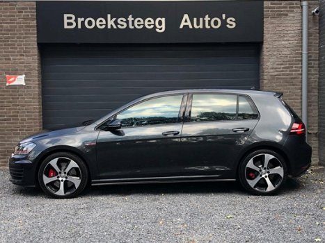 Volkswagen Golf - 2.0 TSI GTI Performance NLauto/2eig/Discoverpro/Dynaudio/VASTEPRIJS - 1