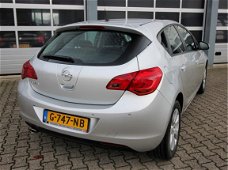 Opel Astra - 1.4 Turbo Edition