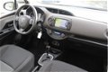 Toyota Yaris - 1.5 HYBRID NAVI CRUISE CAMERA NL-AUTO - 1 - Thumbnail