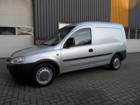 Opel Combo - 1.3 CDTi Comfort Airco NETTE AUTO APK 12-2020 - 1