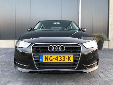 Audi A3 Sportback - 1.6 TDI Ambition Pro Line Nw Mod Navigatie - 1