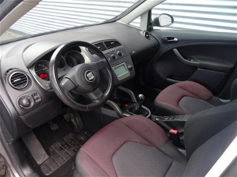 Seat Altea - 1.6 Reference / Airco / 5-deurs / elek ramen /Cruise control / - 1