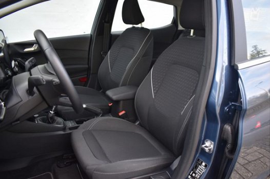Ford Fiesta - 1.0 100PK Titanium 5-deurs | Climate Control | Panoramadak | Achteruitrijcamera - 1