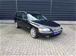 Volvo V70 - 2.4 D5 Summum Geartronic Youngtimer, bijtellingsvriendelijk, per januari 2020 - 1 - Thumbnail