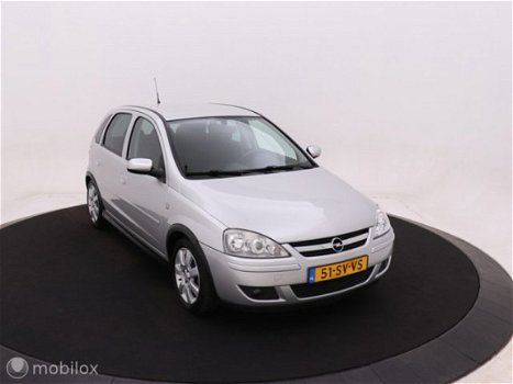 Opel Corsa - 1.4-16V Silverline - 1
