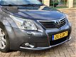 Toyota Avensis - 1.8 VVTi Executive Business Keyless Leder PDC - 1 - Thumbnail