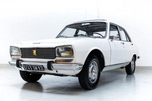 Peugeot 504 - 2.0 TI inj schuifdak - Originally French registered - Original interior - 1