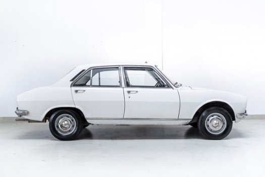 Peugeot 504 - 2.0 TI inj schuifdak - Originally French registered - Original interior - 1