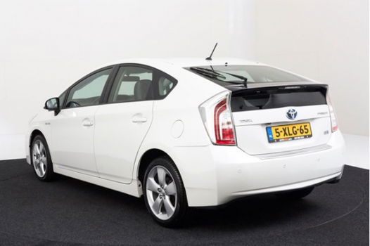 Toyota Prius - 1.8 Dynamic Business CS67406 | Automaat | Navi | Cruise | PDC | Clima | - 1