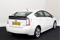 Toyota Prius - 1.8 Dynamic Business CS67406 | Automaat | Navi | Cruise | PDC | Clima | - 1 - Thumbnail