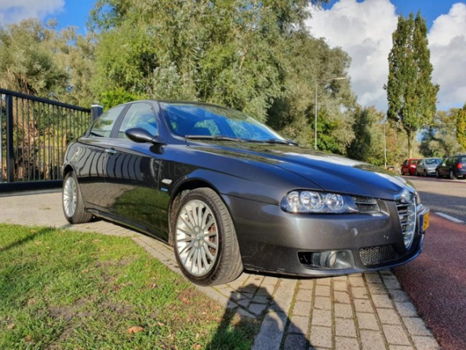 Alfa Romeo 156 - 1.8 T.Spark Distinctive Nieuwe apk - 1