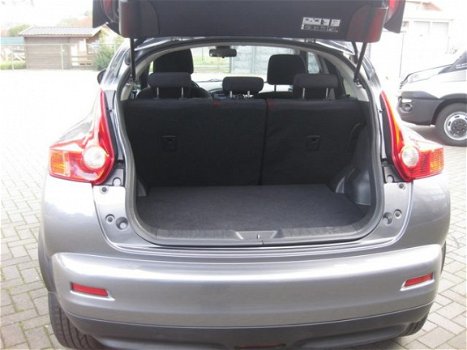 Nissan Juke - 1.6 Acenta 117pk met Navi Clima Cruise en A.U.R.-Camera - 1