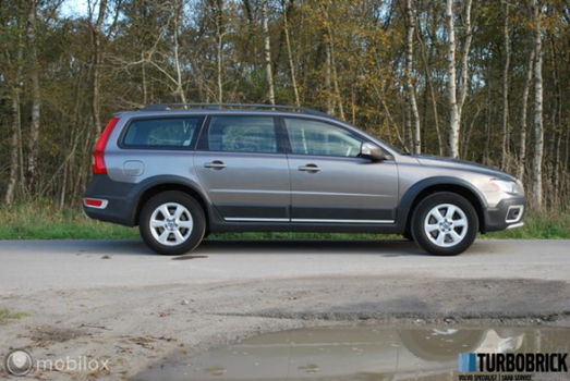 Volvo XC70 - D5 | Automaat | 185pk | Dealer onderhouden | Leder | ECC | Cruise - 1