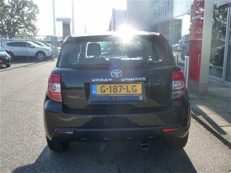 Toyota Urban Cruiser - 1.3 VVT-i Aspiration | Zomer en Winter wielen | Bluetooth | airco - 1