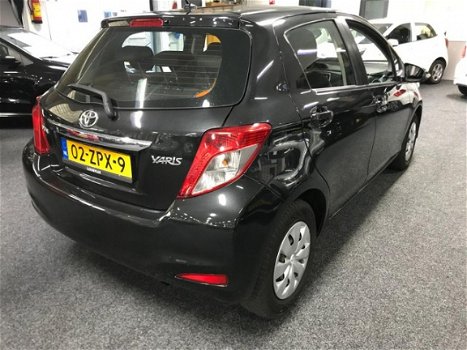 Toyota Yaris - 1.0 VVT-i Aspiration 5-Drs Camera NAVI APK - 1