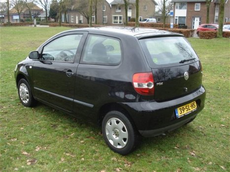 Volkswagen Fox - 1