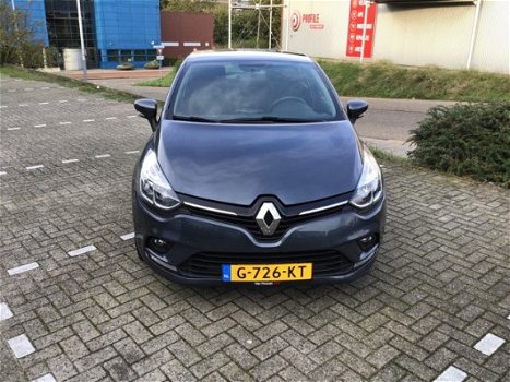 Renault Clio - 1.5 DCI-ECO LEADER LIMITED PDC-NAVI-DAB-STOELVERWARMING - 1