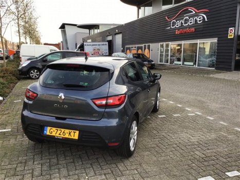 Renault Clio - 1.5 DCI-ECO LEADER LIMITED PDC-NAVI-DAB-STOELVERWARMING - 1