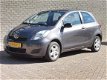 Toyota Yaris - 1.0 12V VVT-I ACCESS Airco/Lmv/87913 Km - 1 - Thumbnail